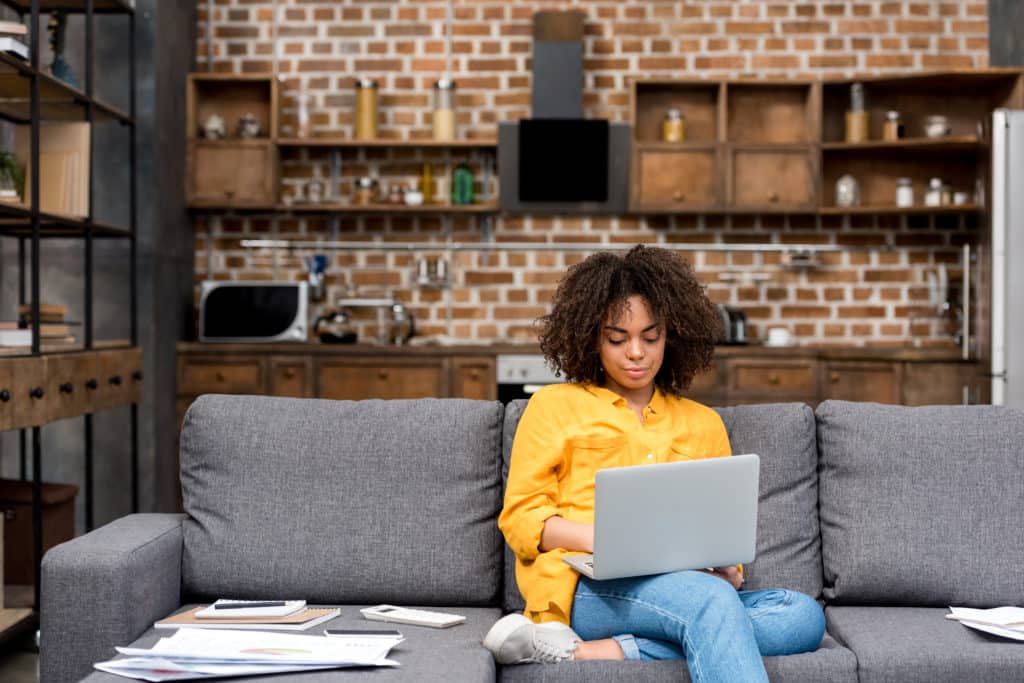 1/2 UK HRs no longer expect employees back five days a week