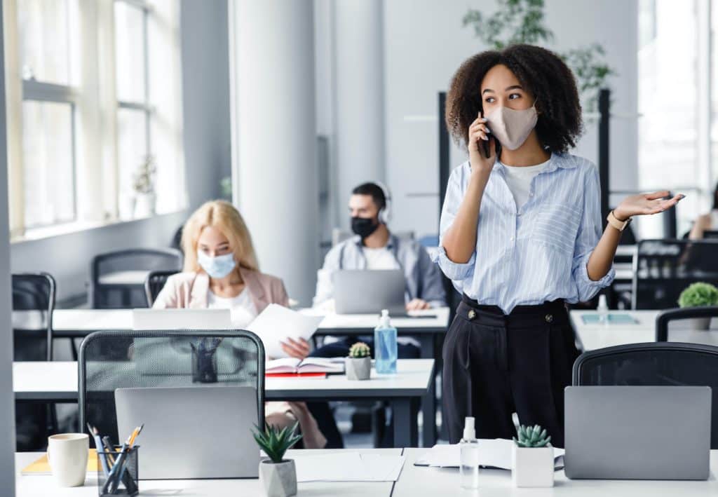 Nearly 1 in 3 UK employees want to return to the office for their mental health
