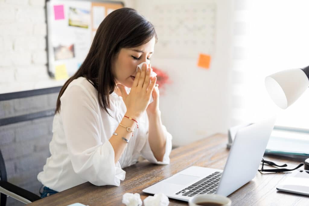 When employees come into work ill. How to Find ways to manage presenteeism at work.